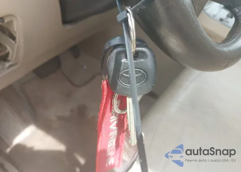 2010 Toyota Highlander Se V6 z USA, uszkodzony, nr VIN 5TDJK3EH1AS008556